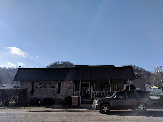Funeral Services at Roberson Funeral Home in South Shore, Kentucky | FuneralHomes.fyi Roberson Funeral Home South Shore Kentucky