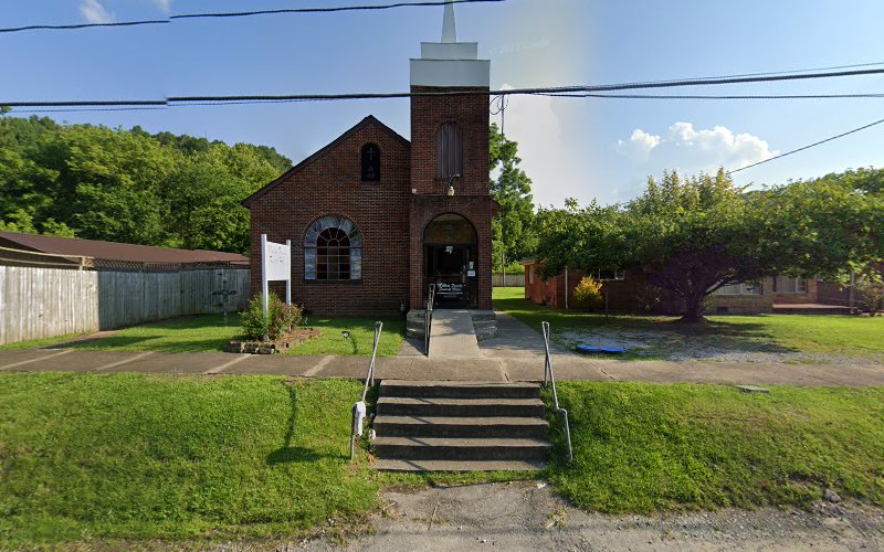 Funeral Services at Mullins Family Funeral Home in Warfield, Kentucky | FuneralHomes.fyi Mullins Family Funeral Home Warfield Kentucky