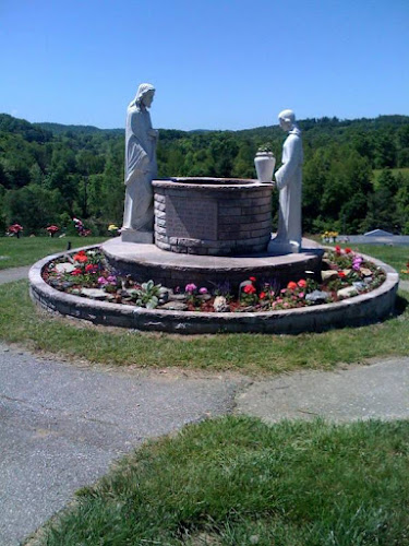 Funeral Services at East Carter County Memory Gardens in Grayson, Kentucky | FuneralHomes.fyi East Carter County Memory Gardens Grayson Kentucky