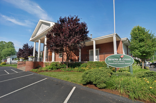 Stevens & Grass Funeral Home Malden West Virginia
