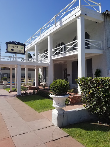 Lesneski Mortuary San Clemente California