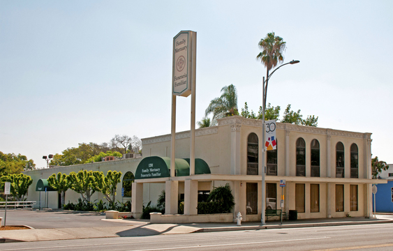 Funeral Services at Family Mortuary in Santa Ana, California | FuneralHomes.fyi Family Mortuary Santa Ana California