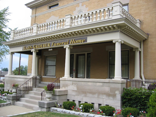 Funeral Services at Hahn-Groeber Funeral Homes in Lafayette, Indiana | FuneralHomes.fyi Hahn-Groeber Funeral Homes Lafayette Indiana