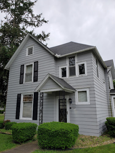 Funeral Services at Brintlinger and Earl Funeral Homes in Cerro Gordo, Illinois | FuneralHomes.fyi Brintlinger and Earl Funeral Homes Cerro Gordo Illinois