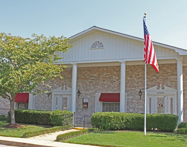 Funeral Services at Roller-Ballard Funeral Home in Benton, Arkansas | FuneralHomes.fyi Roller-Ballard Funeral Home Benton Arkansas