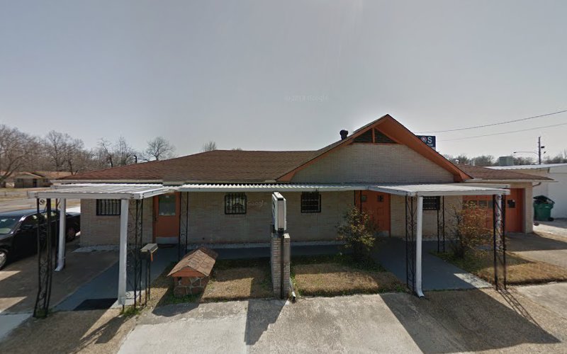 Funeral Services at Henson-Holcomb Mortuary Inc. in Pine Bluff, Arkansas | FuneralHomes.fyi Henson-Holcomb Mortuary Inc. Pine Bluff Arkansas