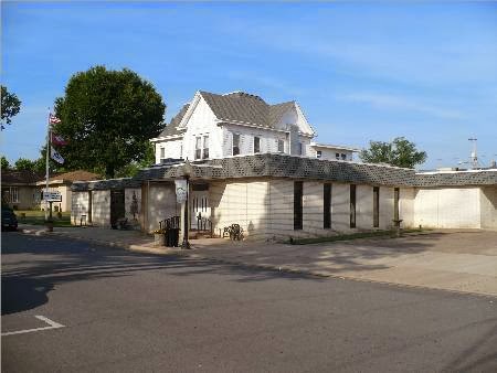 Funeral Services at Harris Funeral Home in Morrilton, Arkansas | FuneralHomes.fyi Harris Funeral Home Morrilton Arkansas