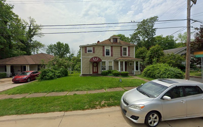 Yandell Mortuary Webster Groves Missouri