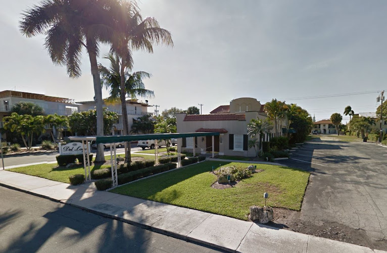 Funeral Services at Del Lago Chapel – Funeraria Del Lago in Lake Worth Beach, Florida | FuneralHomes.fyi Del Lago Chapel – Funeraria Del Lago Lake Worth Beach Florida