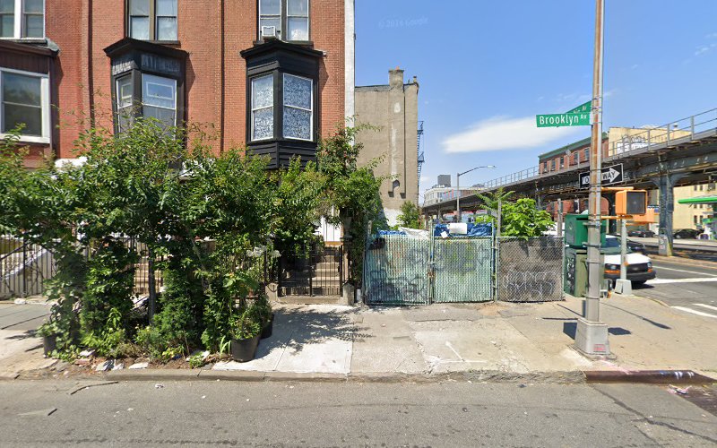 Funeral Services at Davis Funeral Home in Brooklyn, New York | FuneralHomes.fyi Davis Funeral Home Brooklyn New York