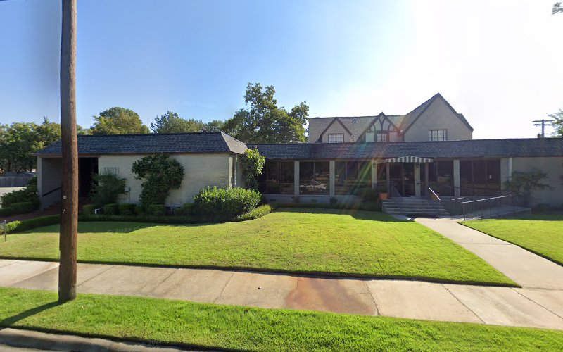 Funeral Services at Fuller Hale South Funeral Services in Pine Bluff, Arkansas | FuneralHomes.fyi Fuller Hale South Funeral Services Pine Bluff Arkansas