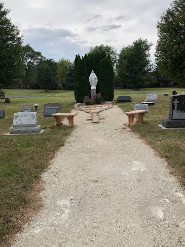 Funeral Services at Catholic Cemeteries in McHenry, Illinois | FuneralHomes.fyi Catholic Cemeteries McHenry Illinois
