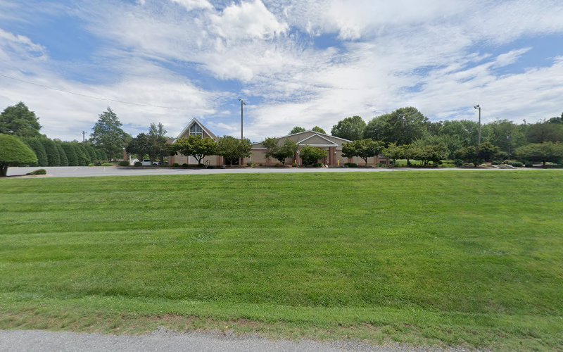 Funeral Services at Reins Sturdivant Funeral Home in North Wilkesboro, North Carolina | FuneralHomes.fyi Reins Sturdivant Funeral Home North Wilkesboro North Carolina