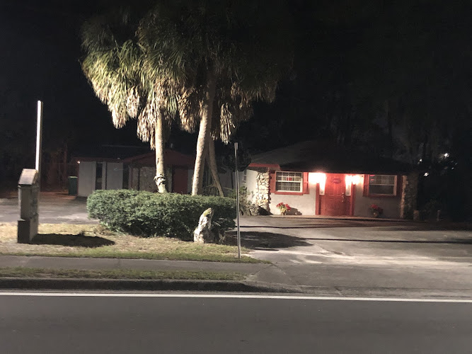 Funeral Services at Lorenzo Hagins Funeral Home in Groveland, Florida | FuneralHomes.fyi Lorenzo Hagins Funeral Home Groveland Florida