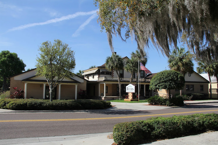 Funeral Services at Beyers Funeral Home & Crematory in Leesburg, Florida | FuneralHomes.fyi Beyers Funeral Home & Crematory Leesburg Florida