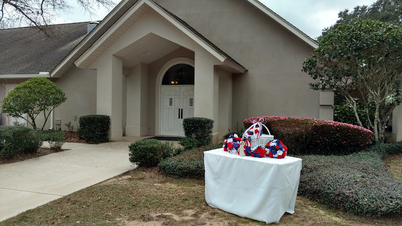 Funeral Services at Pine Rest Funeral Home & Memorial Park LLC in Foley, Alabama | FuneralHomes.fyi Pine Rest Funeral Home & Memorial Park LLC Foley Alabama
