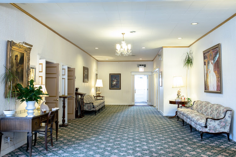 Funeral Services at Funeraria Chicago in Chicago, Illinois | FuneralHomes.fyi Funeraria Chicago Chicago Illinois