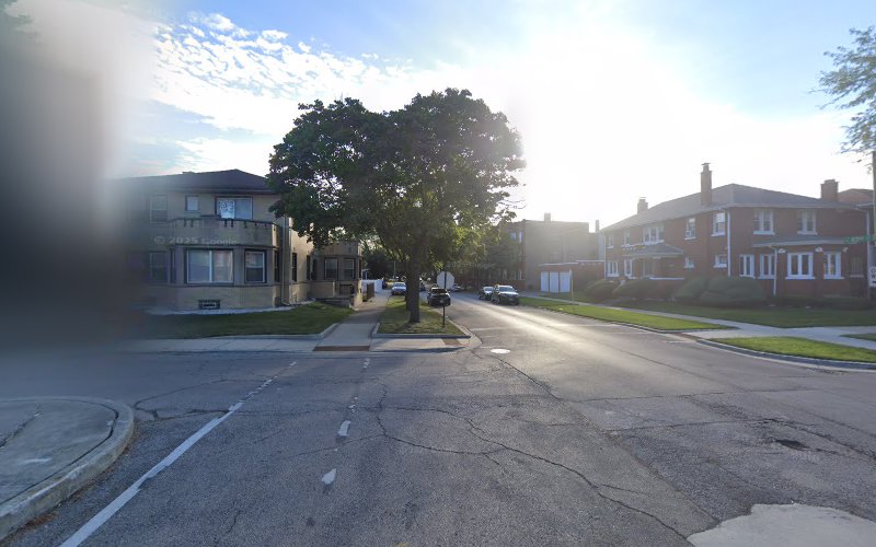 Funeral Services at Kolbus May Funeral Home in Chicago, Illinois | FuneralHomes.fyi Kolbus May Funeral Home Chicago Illinois