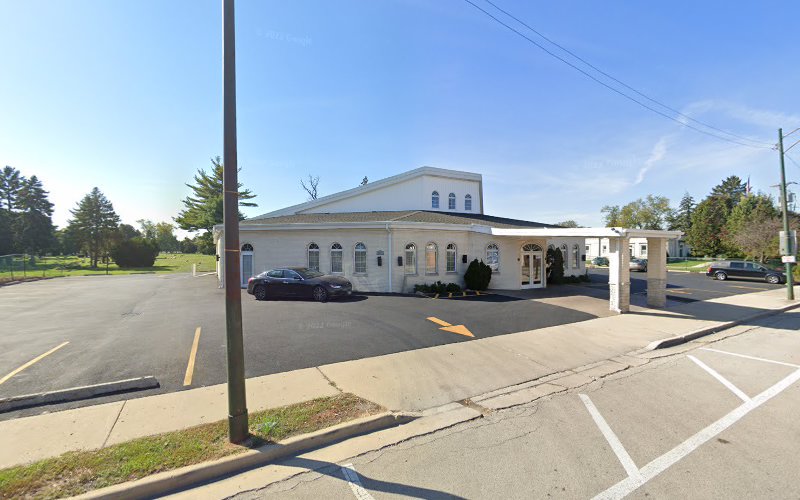 Funeral Services at Richmore Funeral Home in Chicago, Illinois | FuneralHomes.fyi Richmore Funeral Home Chicago Illinois