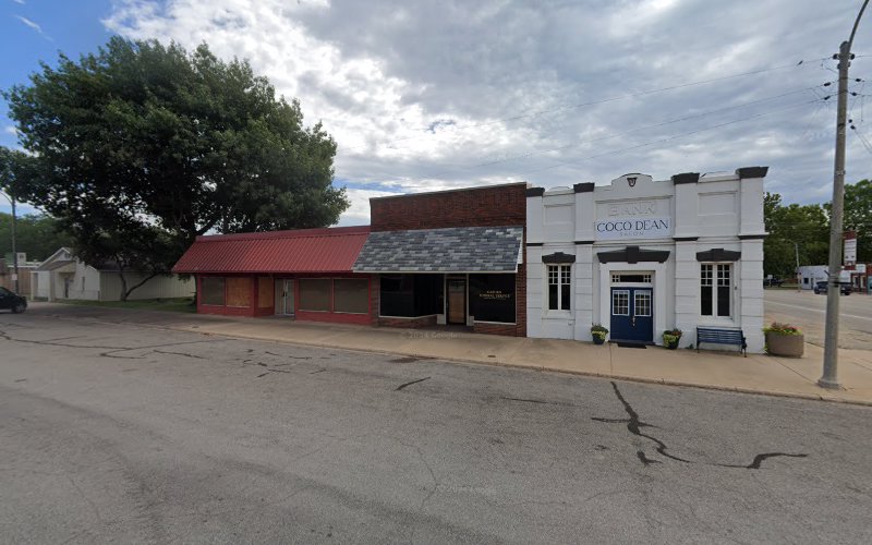 Funeral Services at Oxford Funeral Services in Oxford, Kansas | FuneralHomes.fyi Oxford Funeral Services Oxford Kansas