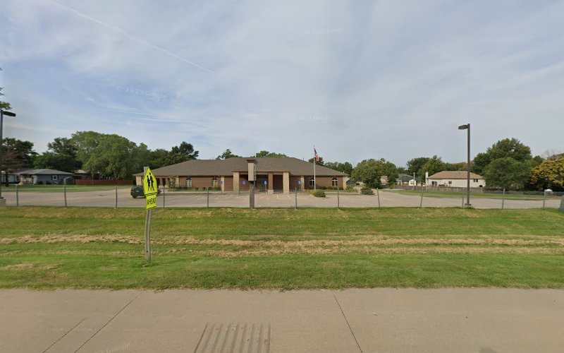 Funeral Services at Smith Mortuary – Mulvane in Mulvane, Kansas | FuneralHomes.fyi Smith Mortuary – Mulvane Mulvane Kansas