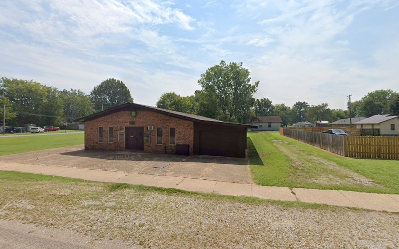 Funeral Services at Tolerson & Sons Funeral Home in Newport, Arkansas | FuneralHomes.fyi Tolerson & Sons Funeral Home Newport Arkansas