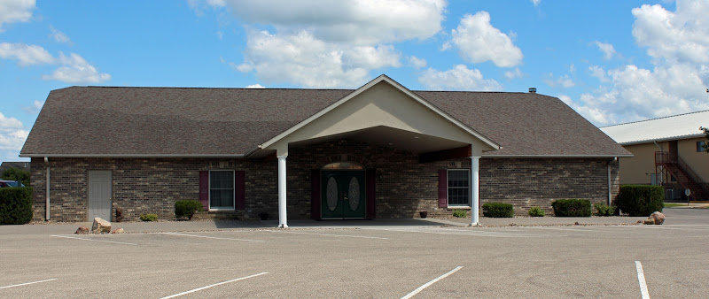 Funeral Services at Olson-Powell Memorial Chapel in Mt Pleasant, Iowa | FuneralHomes.fyi Olson-Powell Memorial Chapel Mt Pleasant Iowa