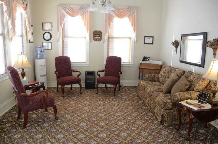 Murphy Funeral Home and Monuments Mt Pleasant Iowa