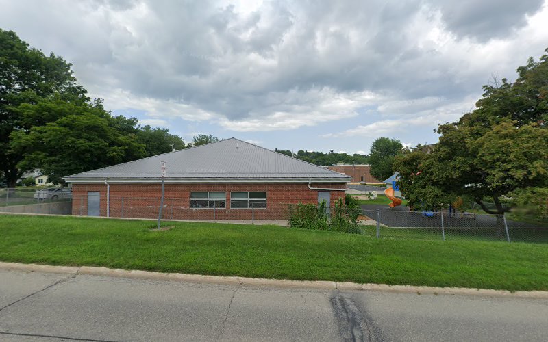 Leonard Funeral Home Elkader Iowa