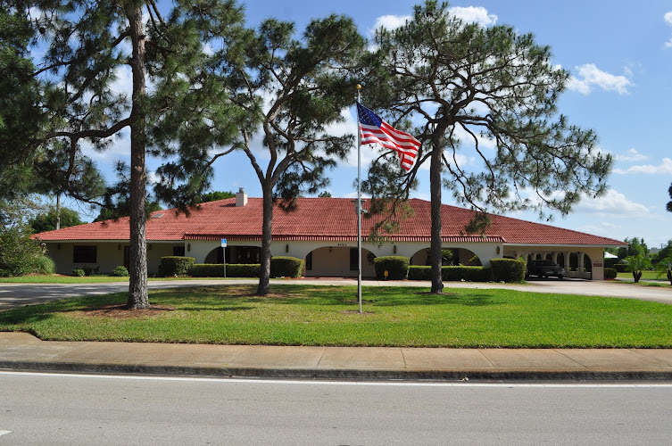 Funeral Services at Stephenson-Nelson Funeral Home in Sebring, Florida | FuneralHomes.fyi Stephenson-Nelson Funeral Home Sebring Florida