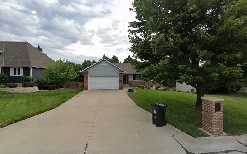 Funeral Services at Londeen Eric S in Manhattan, Kansas | FuneralHomes.fyi Londeen Eric S Manhattan Kansas