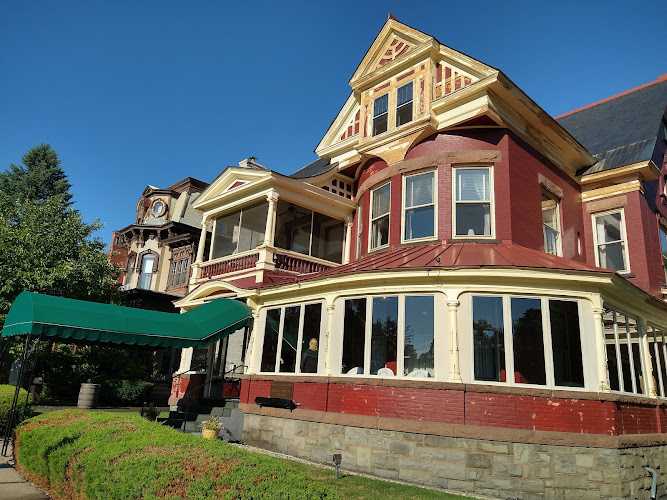 Burke & Bussing Funeral Homes (William J. Burke & Sons / Bussing & Cunniff, Inc) Saratoga Springs New York