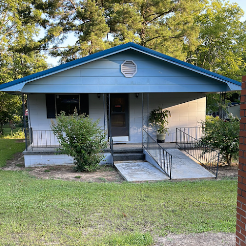 Funeral Services at Yearby-Lester Mortuary in Hawkinsville, Georgia | FuneralHomes.fyi Yearby-Lester Mortuary Hawkinsville Georgia