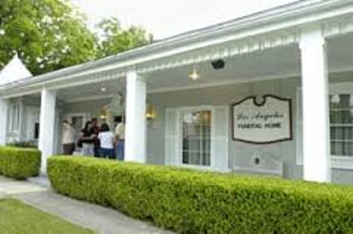 Funeral Services at Los Angeles Funeral Home in San Marcos, Texas | FuneralHomes.fyi Los Angeles Funeral Home San Marcos Texas