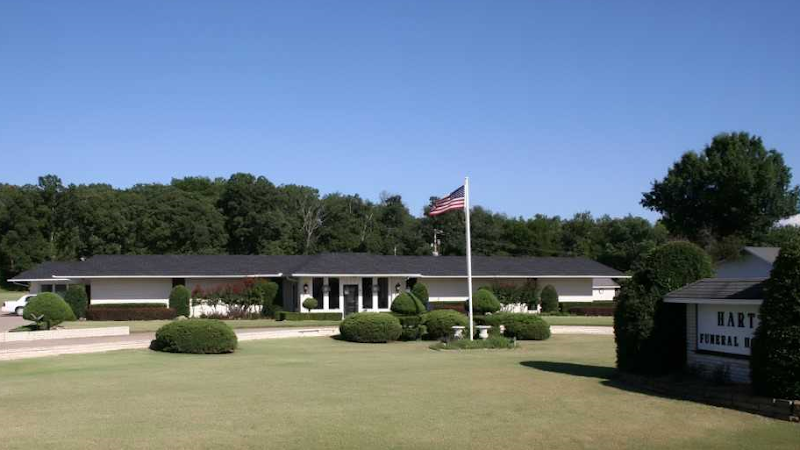 Funeral Services at Hart Funeral Home in Tahlequah, Oklahoma | FuneralHomes.fyi Hart Funeral Home Tahlequah Oklahoma