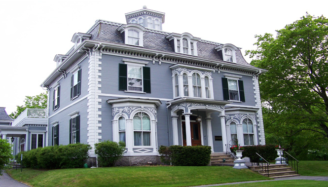 Funeral Services at Bibber Memorial Chapel in Kennebunk, Maine | FuneralHomes.fyi Bibber Memorial Chapel Kennebunk Maine