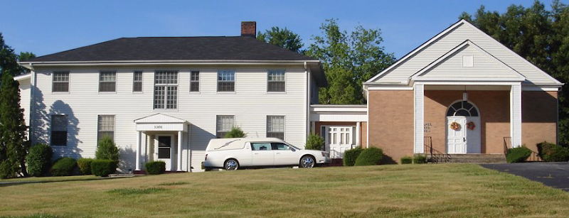 Funeral Services at Jackson Funeral Services in Hendersonville, North Carolina | FuneralHomes.fyi Jackson Funeral Services Hendersonville North Carolina