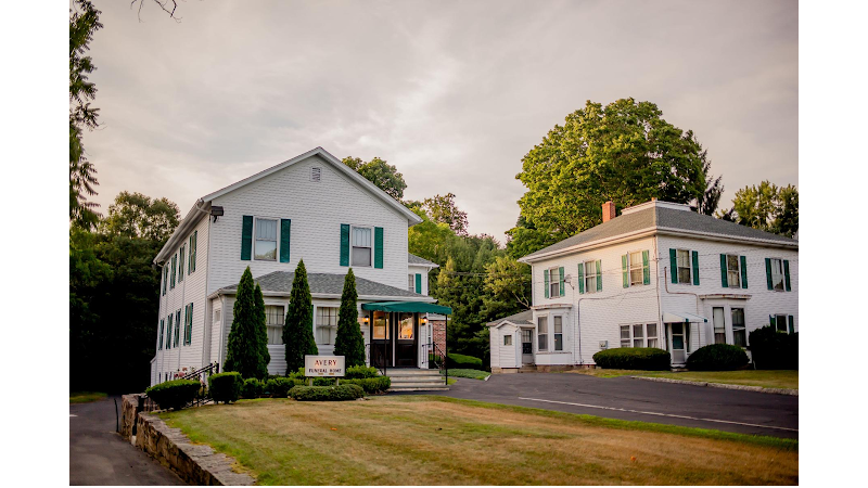 S.R. Avery Funeral Home Hope Valley Rhode Island