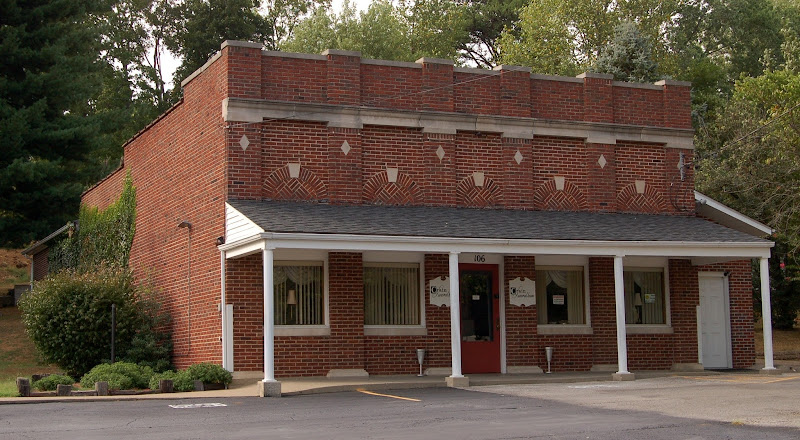 Funeral Services at Crain Funeral Home & Cremation Service in Dongola, Illinois | FuneralHomes.fyi Crain Funeral Home & Cremation Service Dongola Illinois
