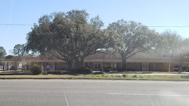 Funeral Services at Ardoin’s Funeral Home in Eunice, Louisiana | FuneralHomes.fyi Ardoin’s Funeral Home Eunice Louisiana