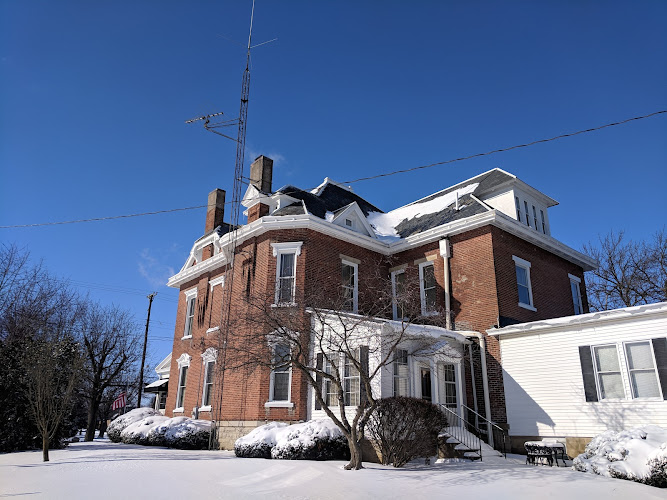 Funeral Services at Littleton Funeral Home in Sabina, Ohio | FuneralHomes.fyi Littleton Funeral Home Sabina Ohio