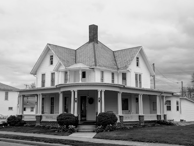 Law-Baker Funeral Home Utica Ohio