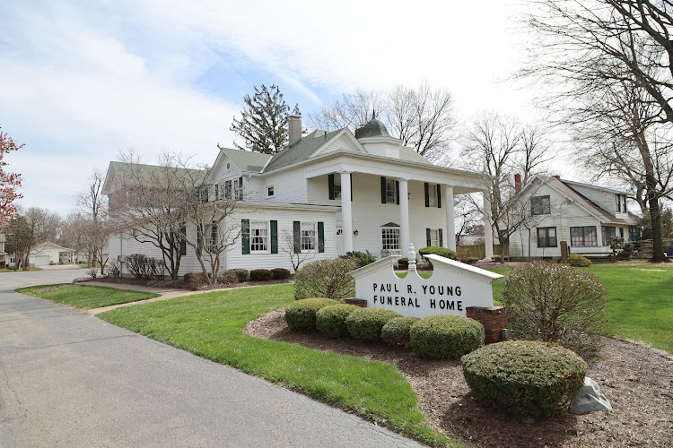 Funeral Services at Paul R. Young Funeral Home in Hamilton, Ohio | FuneralHomes.fyi Paul R. Young Funeral Home Hamilton Ohio