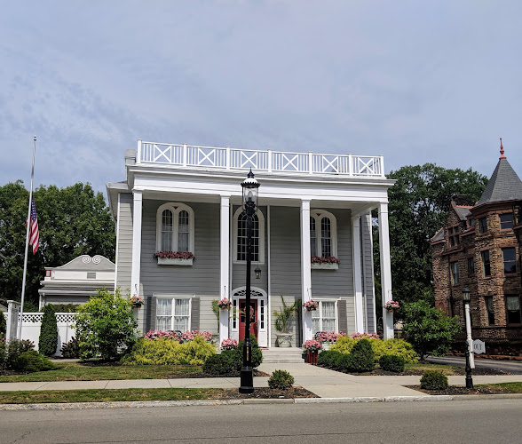 Herr-Riggs Funeral Home Middletown Ohio