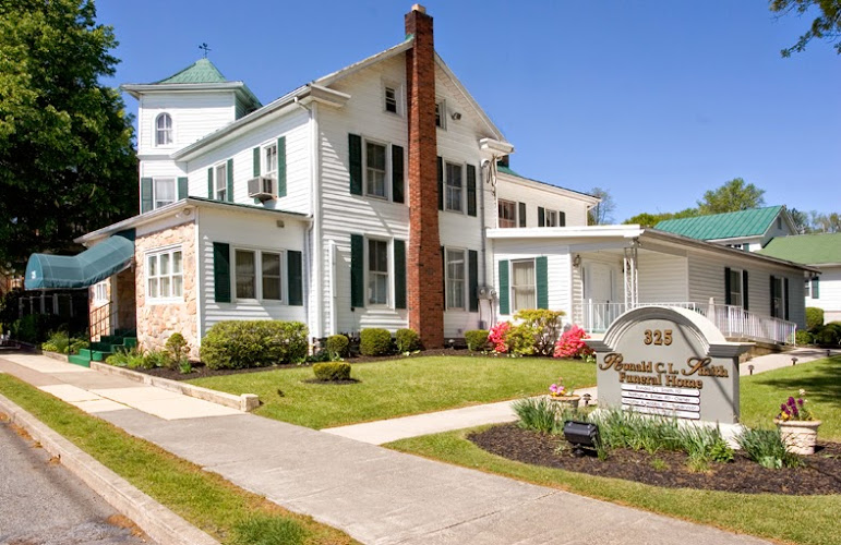Funeral Services at Ronald C.L. Smith Funeral Home in Duncannon, Pennsylvania | FuneralHomes.fyi Ronald C.L. Smith Funeral Home Duncannon Pennsylvania