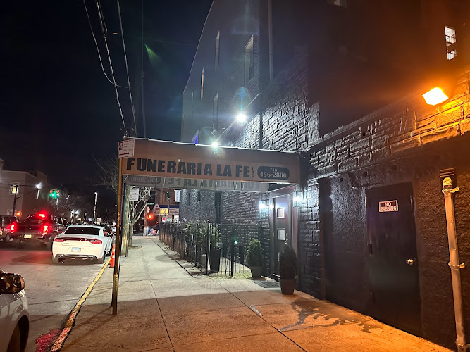Funeral Services at Funeraria La Fe Inc in Brooklyn, New York | FuneralHomes.fyi Funeraria La Fe Inc Brooklyn New York