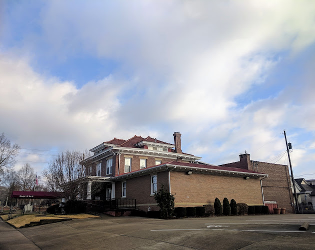 Funeral Services at Ralph F Scott Funeral Home Inc in Portsmouth, Ohio | FuneralHomes.fyi Ralph F Scott Funeral Home Inc Portsmouth Ohio