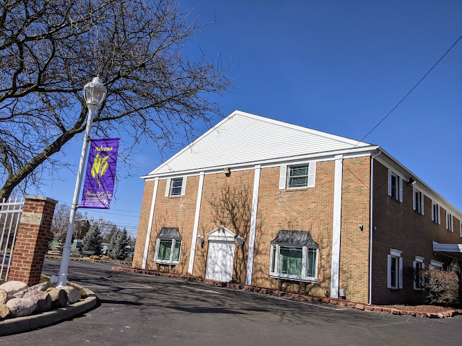 Funeral Services at House of Day Funeral Service in Toledo, Ohio | FuneralHomes.fyi House of Day Funeral Service Toledo Ohio