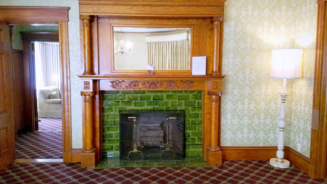 Veilleux and Redington Funeral Home and Cremation Service Waterville Maine