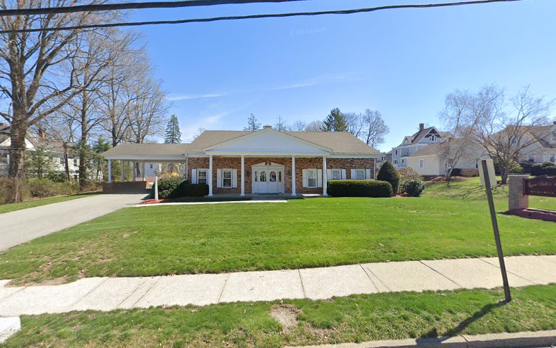 Funeral Services at LAZEAR-SMITH & VANDER PLAAT MEMORIAL HOME in Warwick, New York | FuneralHomes.fyi LAZEAR-SMITH & VANDER PLAAT MEMORIAL HOME Warwick New York